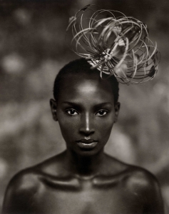 Marc Lagrange - "Miss Burundi"